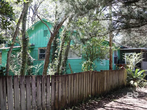 24880 Murphy Ln, Elberta, AL 36530