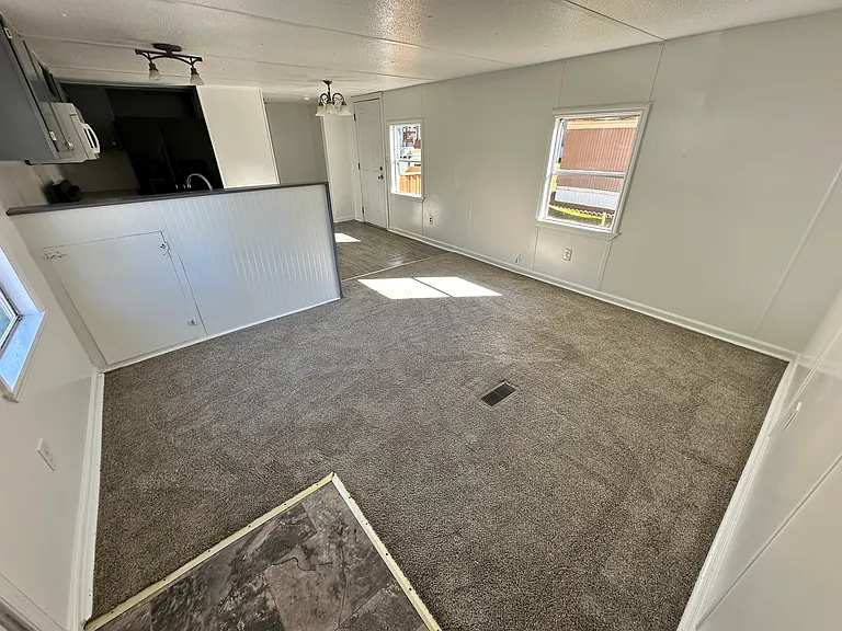 20 Paige Ave — Photo 7