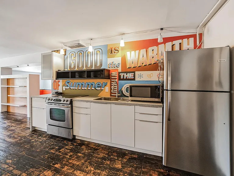 227 N Broadway #205 — Photo 7