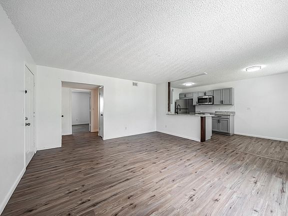 5th image of 451 Mercury Ave SE APT 202