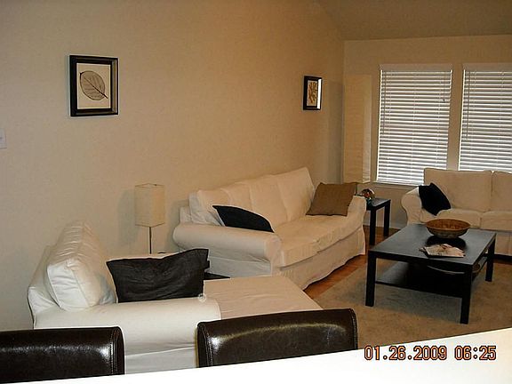 2nd image of 4751 Saint Lawrence Dr