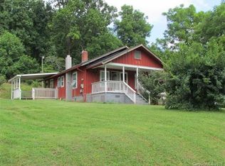 75 Robinson Cove Rd, Candler, NC 28715