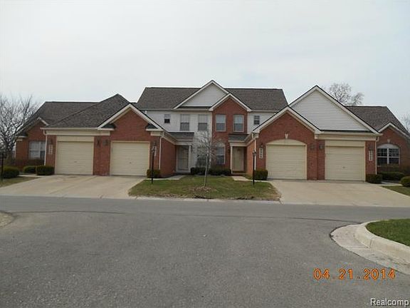 3rd image of 8984 Springwood Blvd #8
