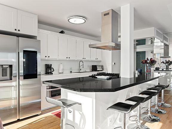 5th image of 800 W 1st St APT 1105