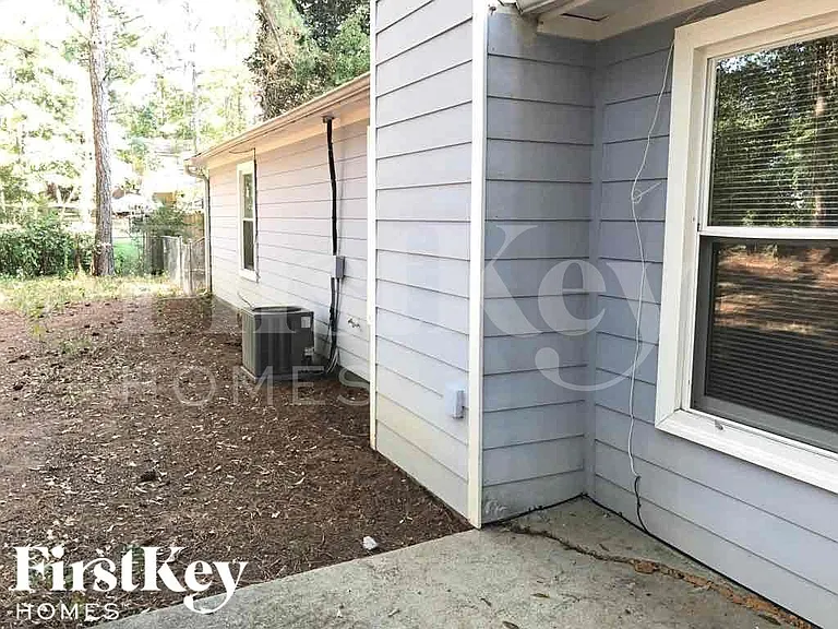 5334 Memorial Ln — Photo 15