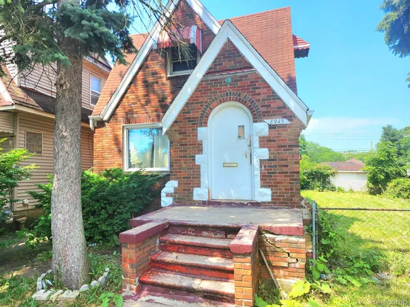 8945 Mendota St, Detroit, MI 48204