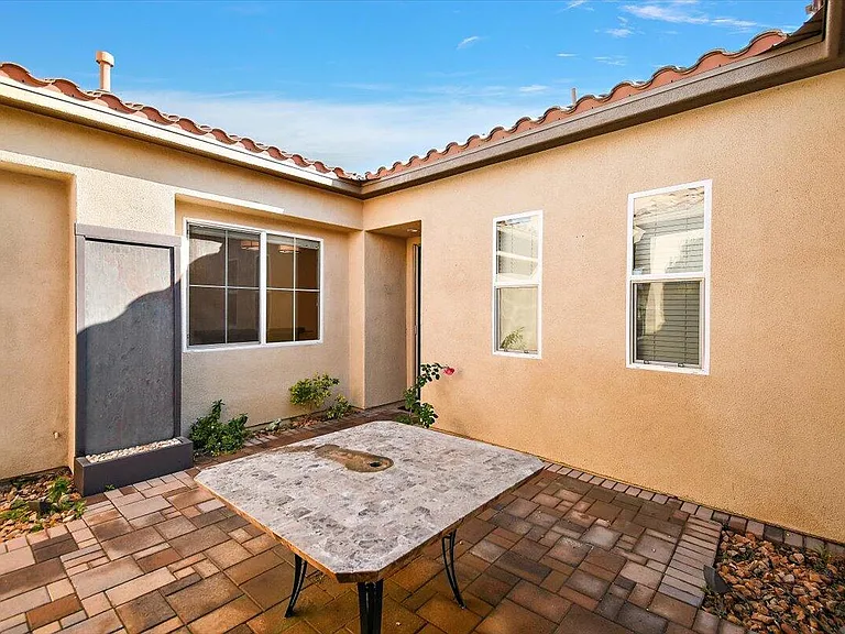 80215 Queensboro Dr #80215 — Photo 31