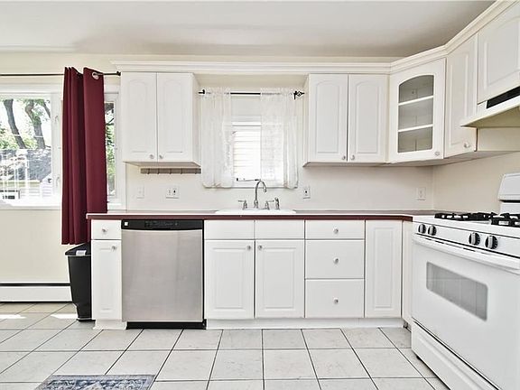 4th image of 4351 Bailey Ave