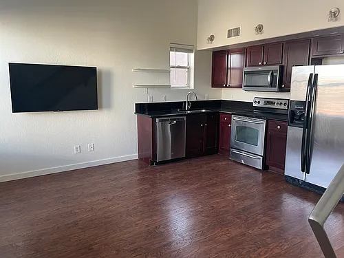 1205 W Roosevelt St #1217 Photo 1