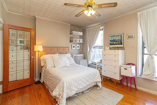 Rented by Brown Harris Stevens | media 4