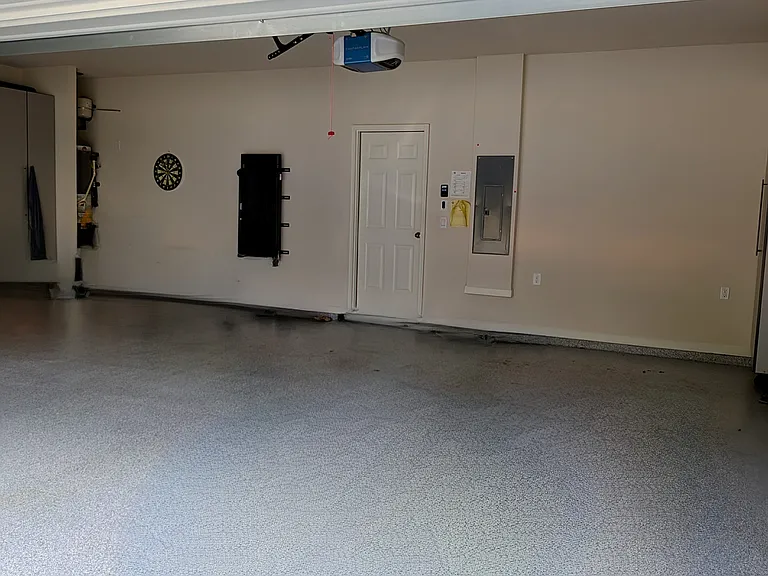 3 Car Garage