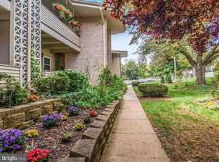 126 Haycock Rd APT C4, Falls Church, VA 22046