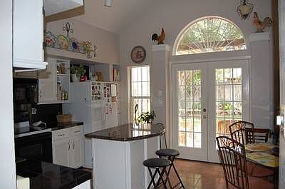 4th image of 8617 Melinda Ln