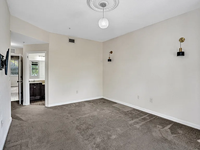 3911 Shoma Dr — Photo 18