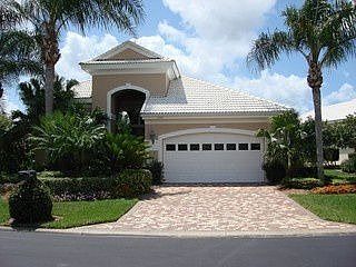 2nd image of 3749 Ascot Bend Ct