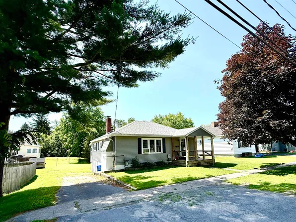 160 Rowley St, Gouverneur, NY 13642