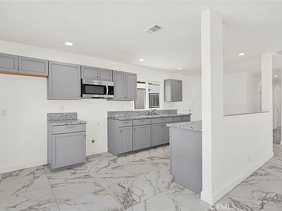 5th image of 11886 Locust Ave
