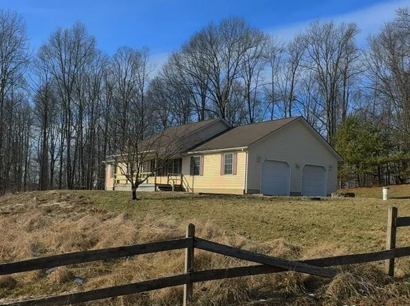 1360 W Bone Rd NW, McConnelsville, OH 43756