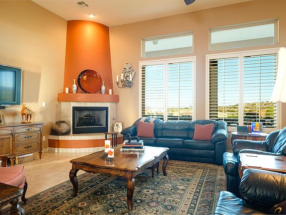 5th image of 10088 Catalonia Ct