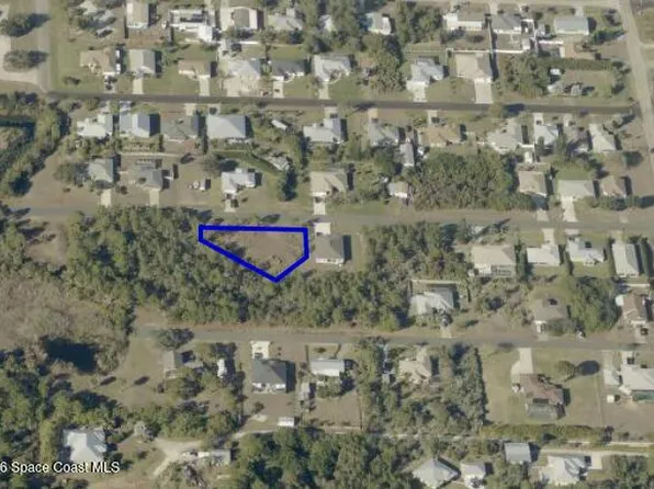 3715 11th St, Micco, FL 32976