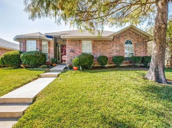 1425 Sunny Meadow Dr, Lancaster, TX 75134