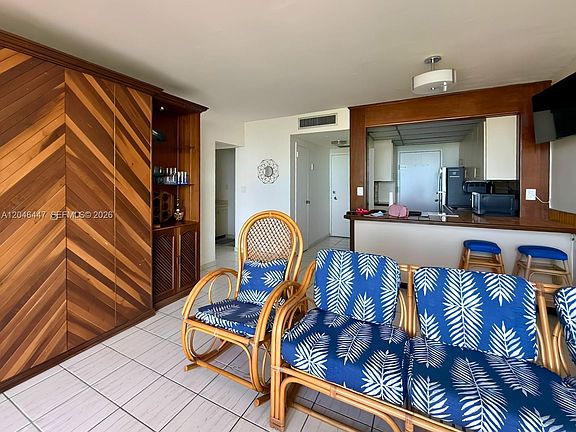 5th image of 2899 Collins Ave APT 905