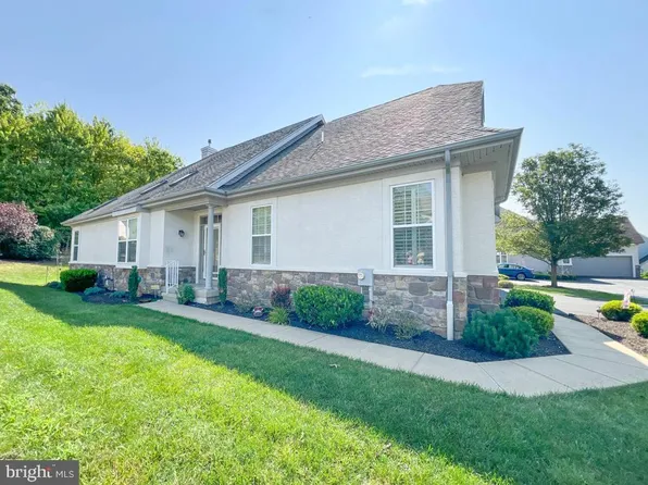 1501 Ascot Ct #1, Warrington, PA 18976