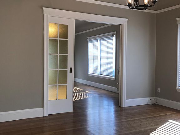 4th image of 255 Grand Blvd APT 1