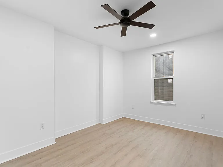 2035 Forbes Ave #201 — Photo 37