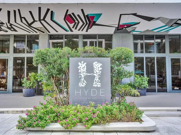 121 NE 34th St Unit 1705, Miami, FL 33137