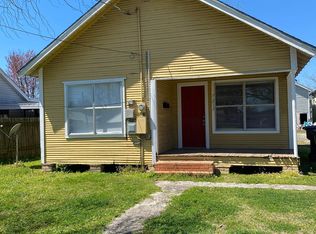 7213 Terrell St, Groves, TX 77619