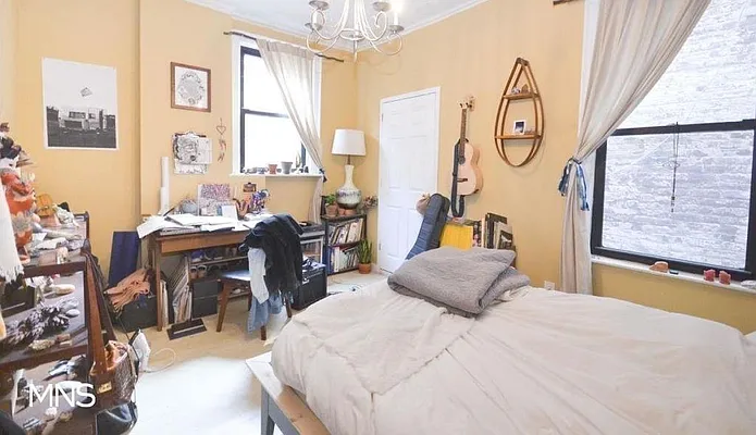 Rented by MNS | media 4