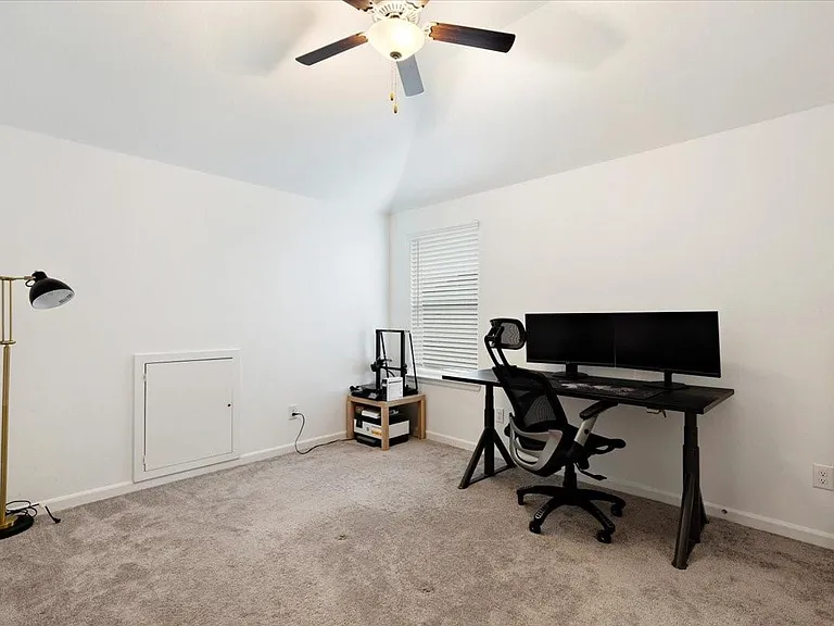4912 Overland Hollow Dr — Photo 16