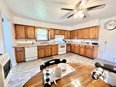 5737 Copperhead Rd, Viola, AR 72583 | Zillow