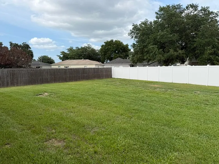 709 Versailles Ln — Photo 26