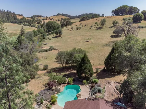 2690 Willow Creek Trl, Cool, CA 95614