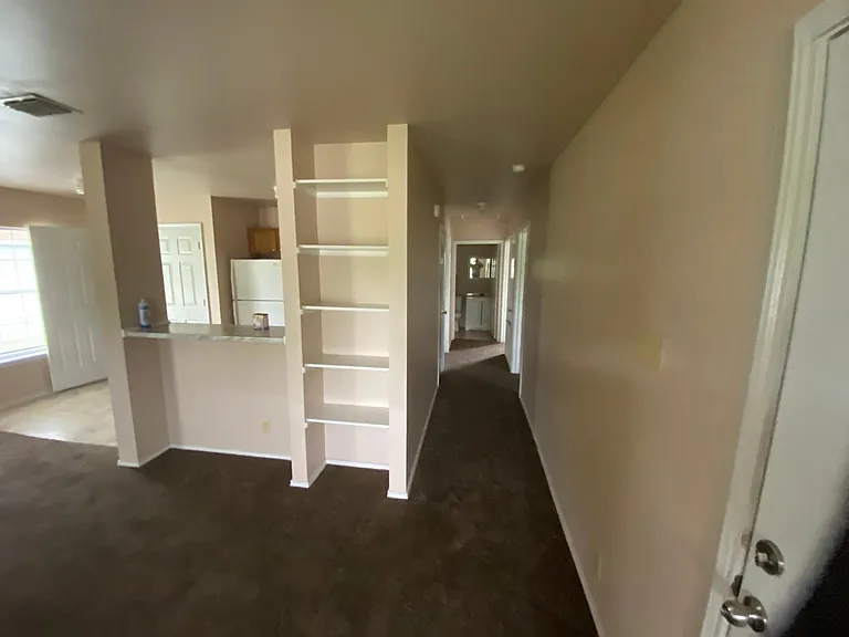 460 Willow Ave — Photo 7