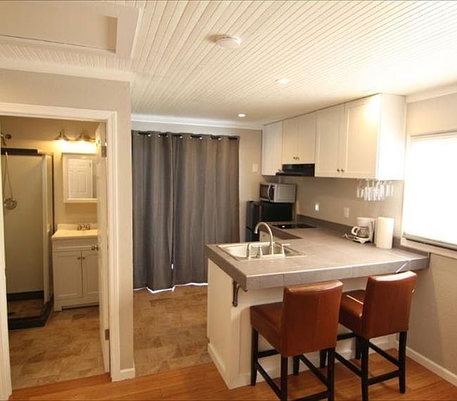 1st image of 1559 Willis St #B