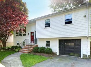 40 Wentworth St, Dedham, MA 02026