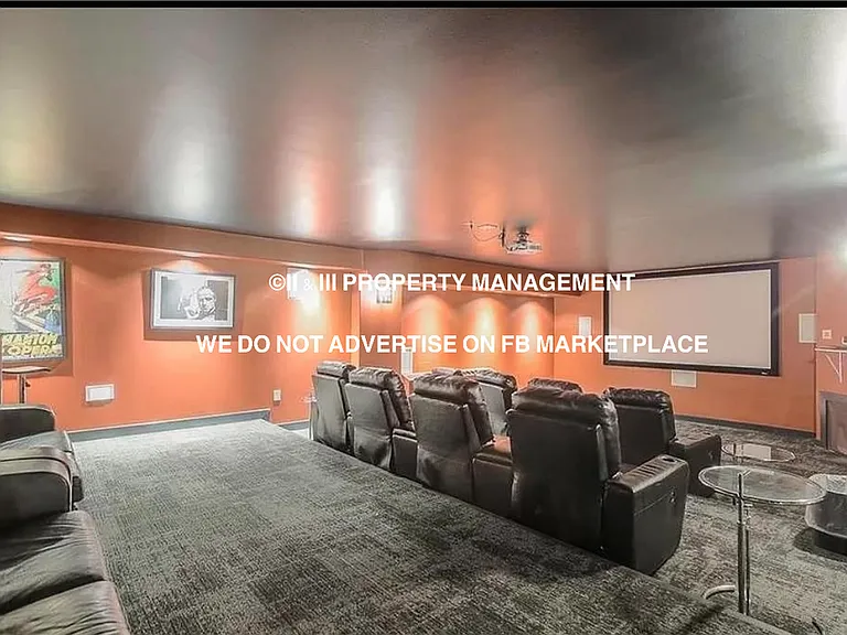 700 E 8th St #16H — Photo 19