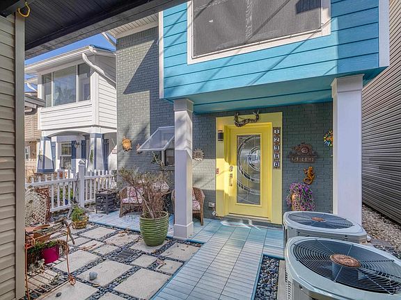 3rd image of 12960 Ogden Pl