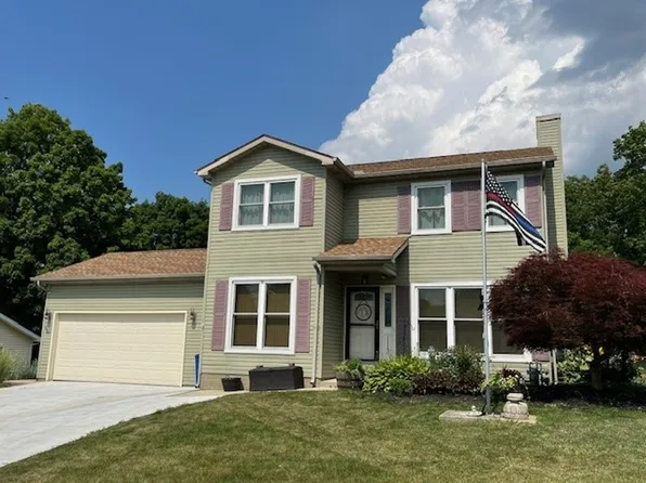 1113 Lawrence Ct, Girard, PA 16417