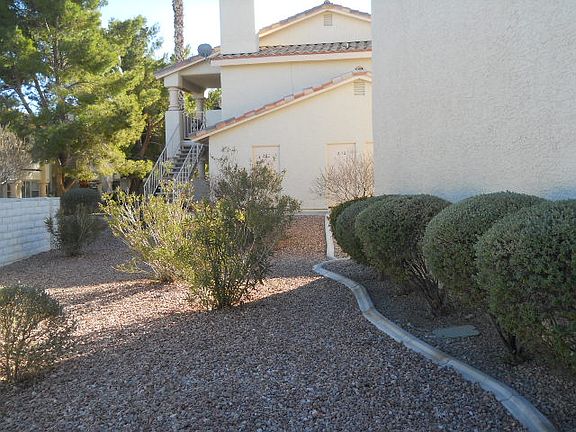 3rd image of 1300 Pinto Rock Ln Unit 202