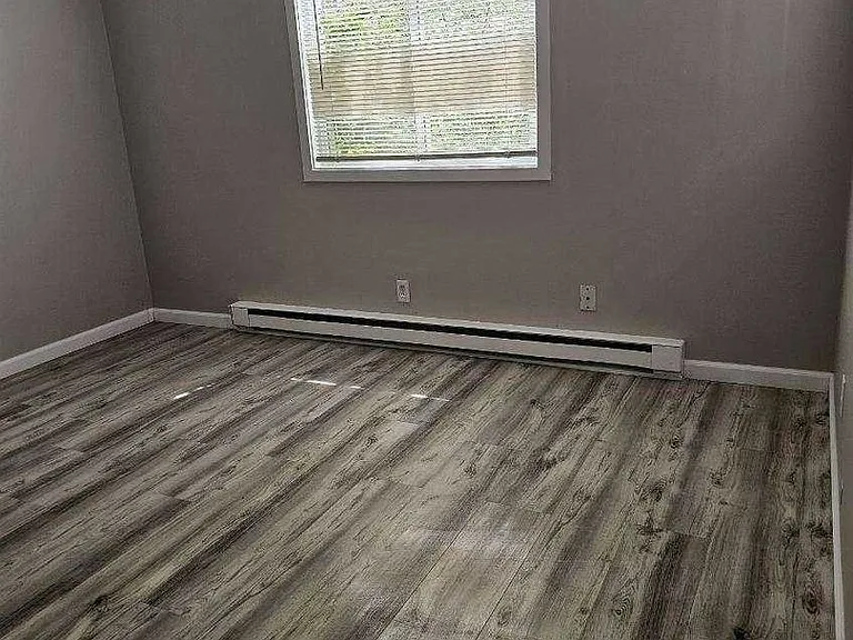 6028 Laurel Hall Dr — Photo 15