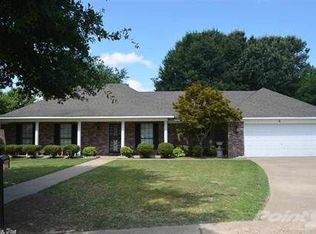 5 Jo Li Cir, Lonoke, AR 72086