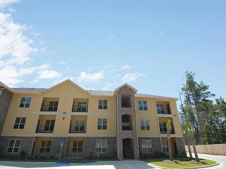 Abita View Apartments — Photo 28