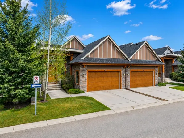 63 Cortina Vlg SW, Calgary, AB T3H 0W8