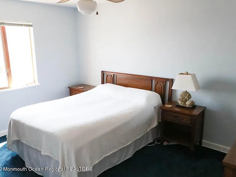 5 Vine Ct — Photo 18