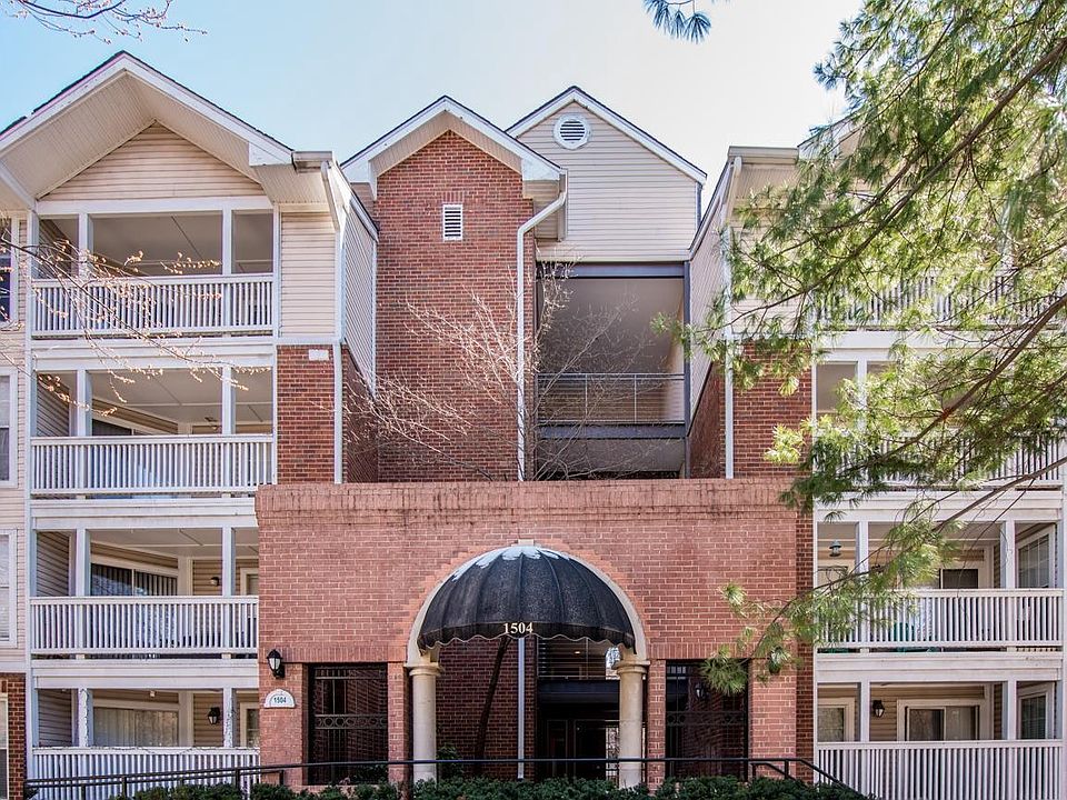 1st image of 1504 Lincoln Way APT 222