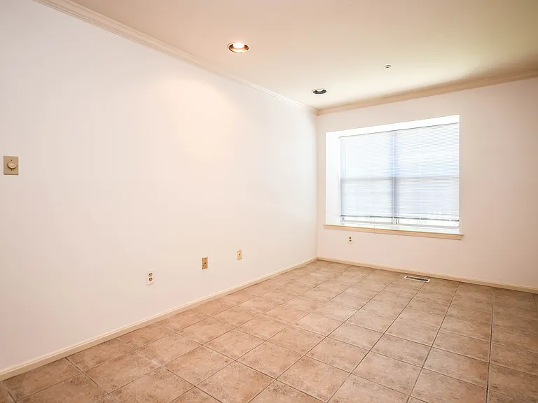 5918 Edson Ln — Photo 26